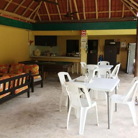 Amigos Hostel كوزوميل المظهر الخارجي الصورة