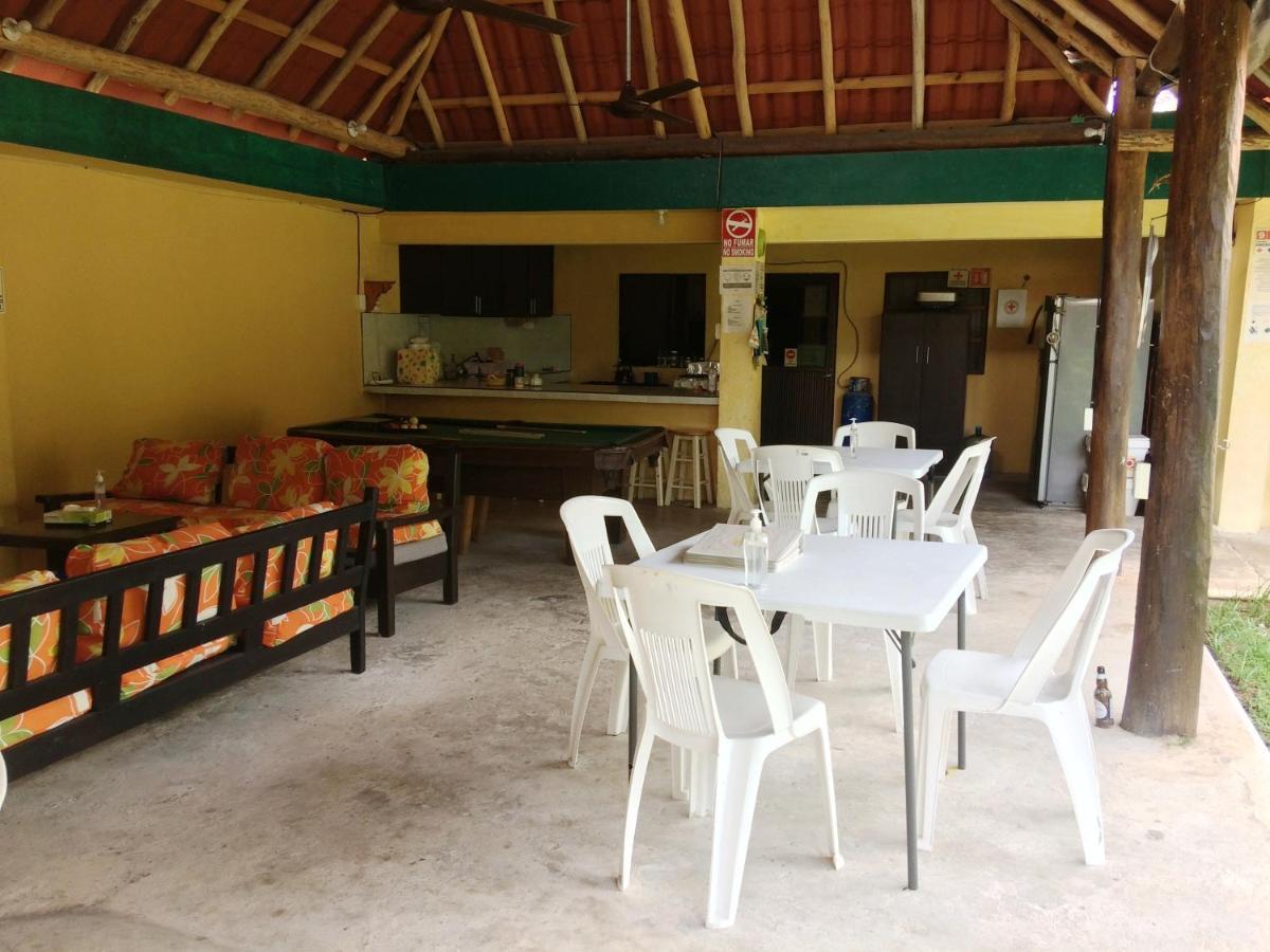 Amigos Hostel كوزوميل المظهر الخارجي الصورة