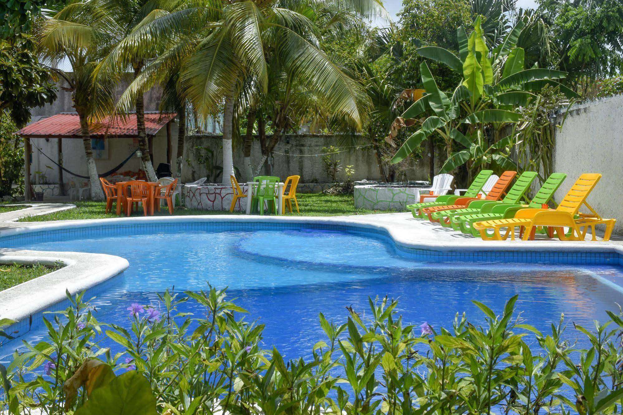 Amigos Hostel كوزوميل المظهر الخارجي الصورة